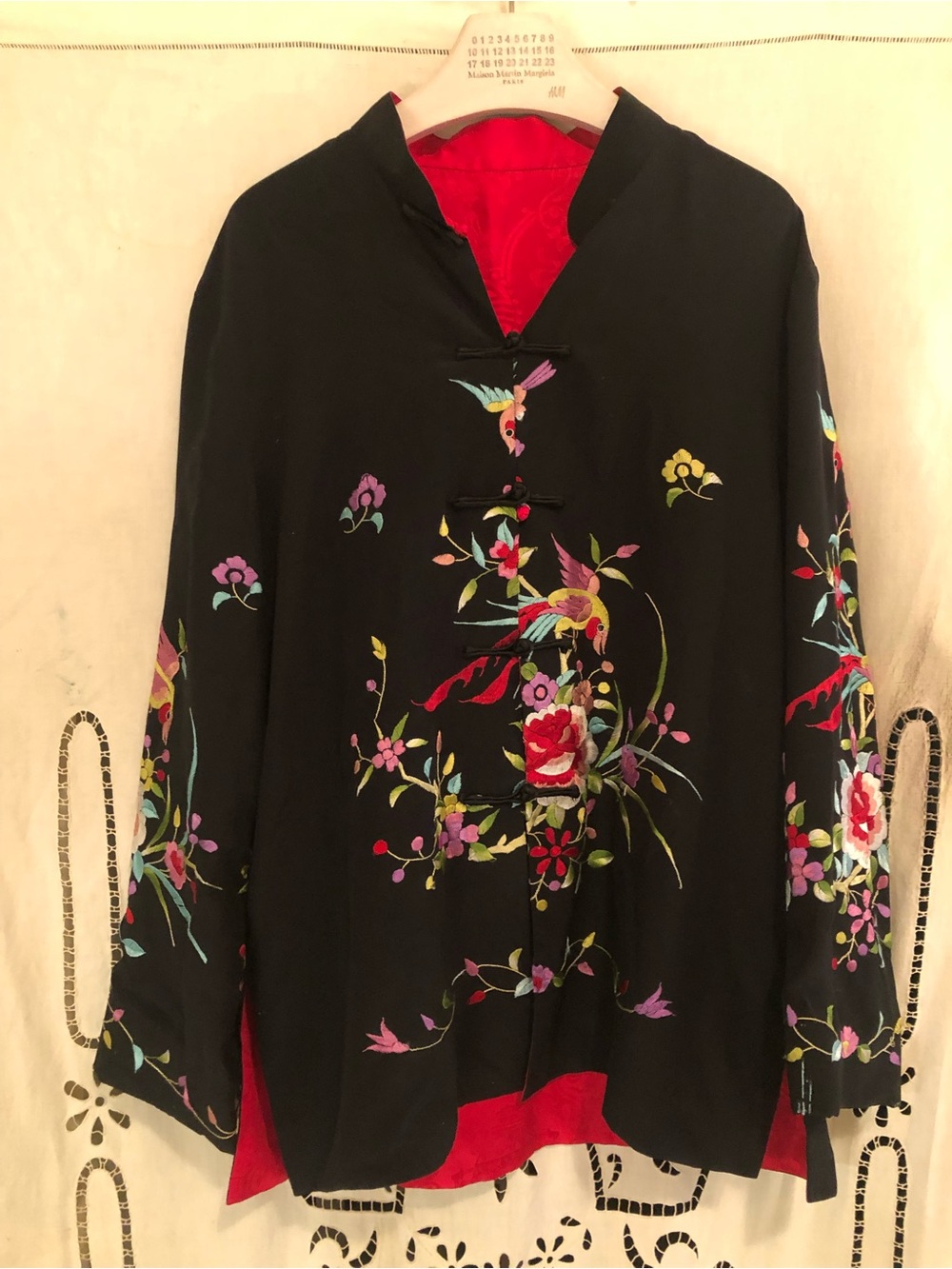 Embroidered 100% silk tunic floral design with reversibleside, mandarin Collar